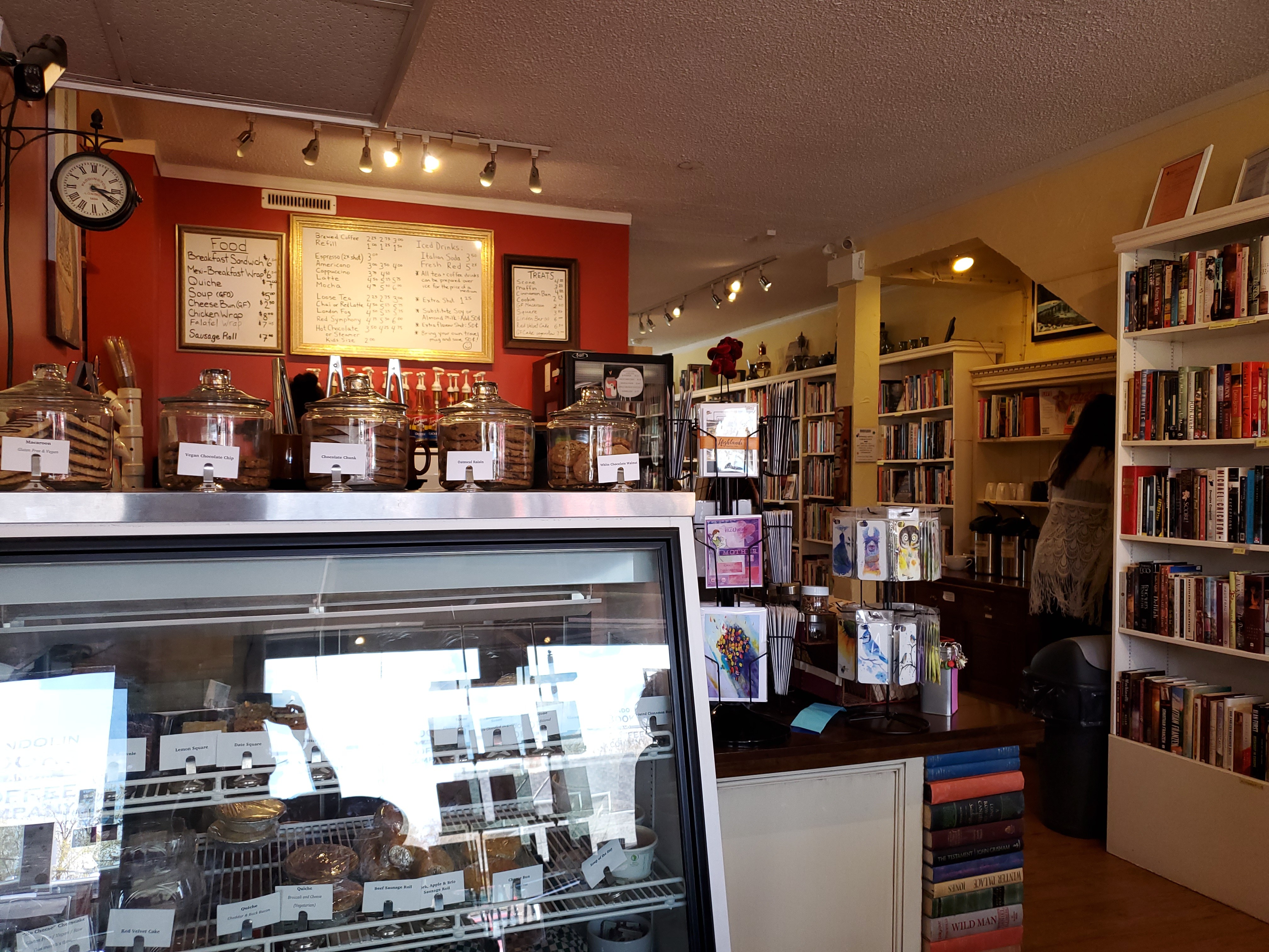 Mandolin Books & Coffee Company