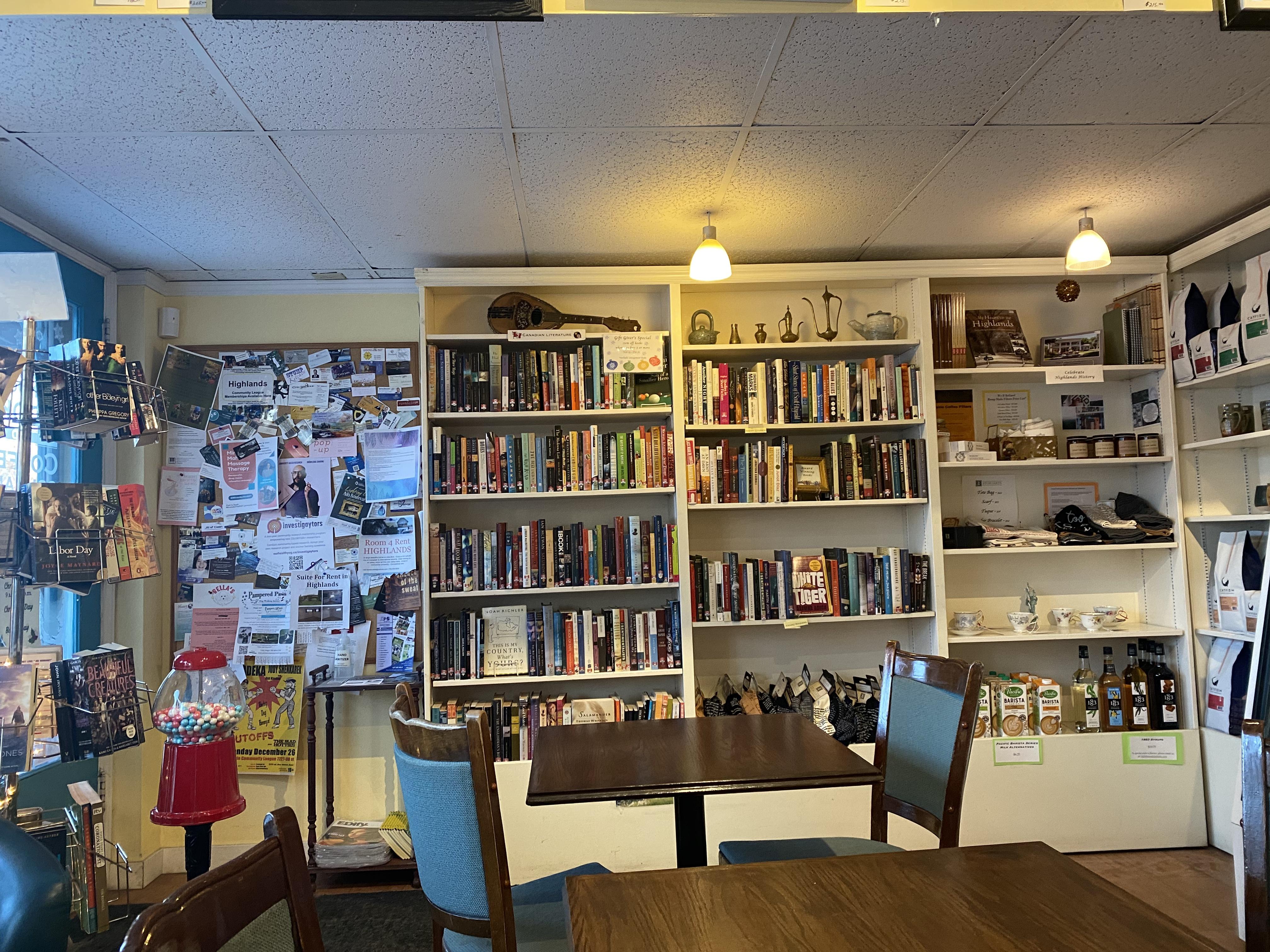 Mandolin Books & Coffee Company