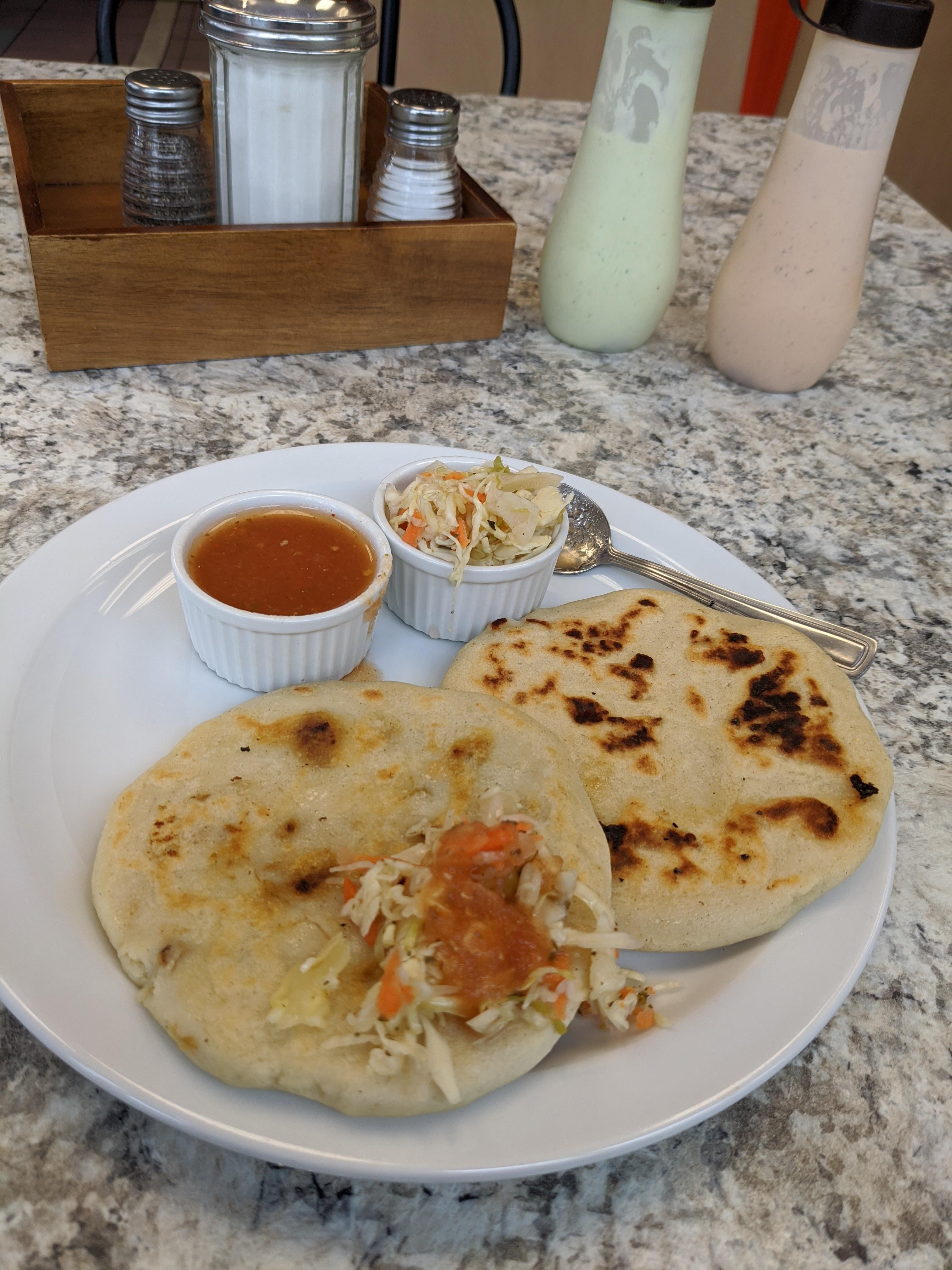 El Fogón Latino: Comida Venezolana